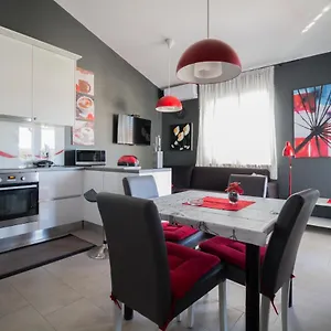Holiday House Zaton Nin