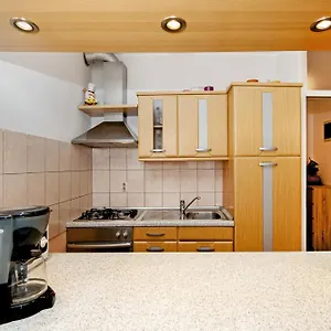  Apartment Ita